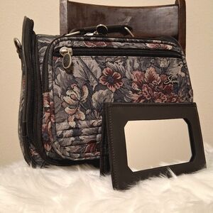 NWOT Skyway Carryon/Overnight Luggage Shoulder Strap Floral Print Vintage